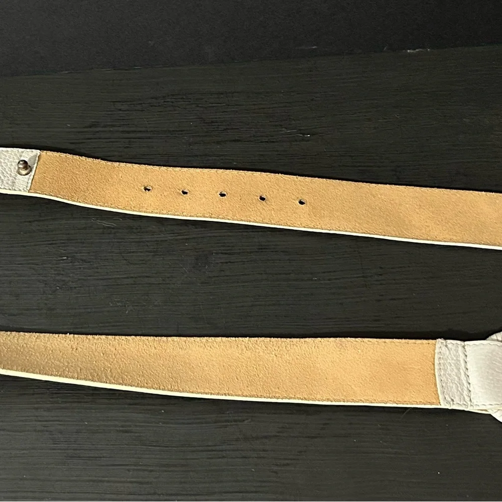 NWOT Chico’s Genuine Leather Belt, White, Size M